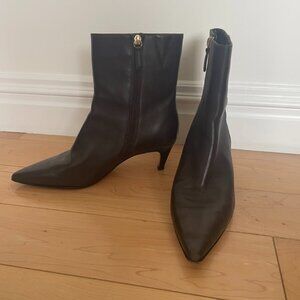 J.Crew Stevie ankle boots in leather - Coca Berry / Espresso color, size 10